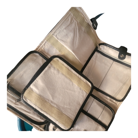 Ming Wang Pebbled Vegan Leather Travel Bag - Picture 5 of 6